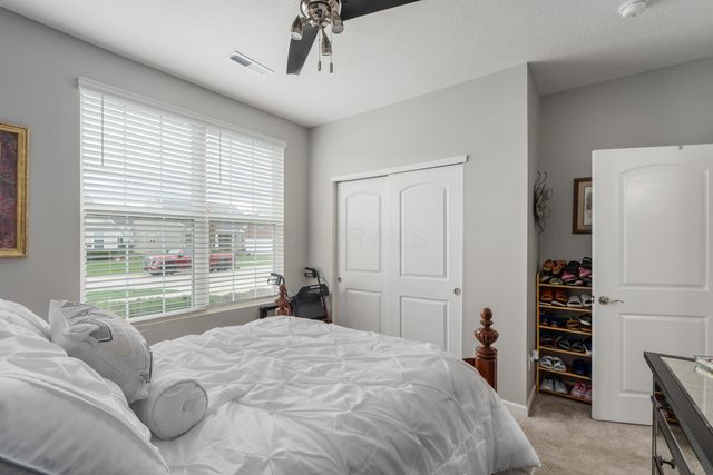 6674 Cat Singer Circle S, Hilliard, OH 43026