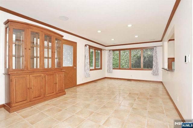 434 Hasbrouck Boulevard, Oradell, NJ 07649
