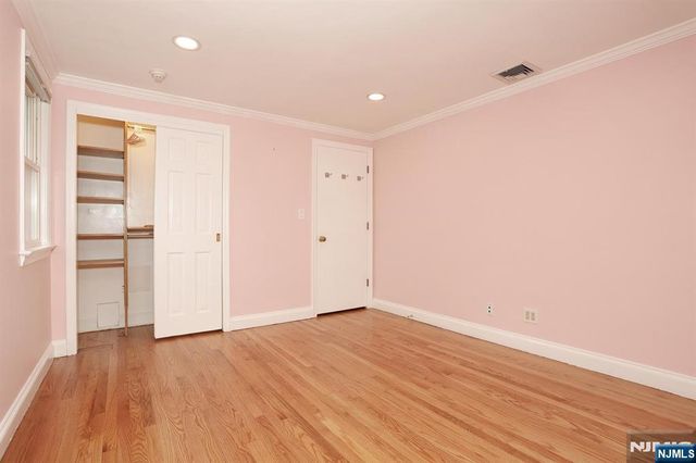 434 Hasbrouck Boulevard, Oradell, NJ 07649