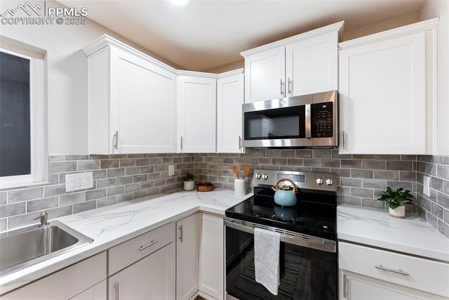 2622 Gomer Avenue, Colorado Springs, CO 80910