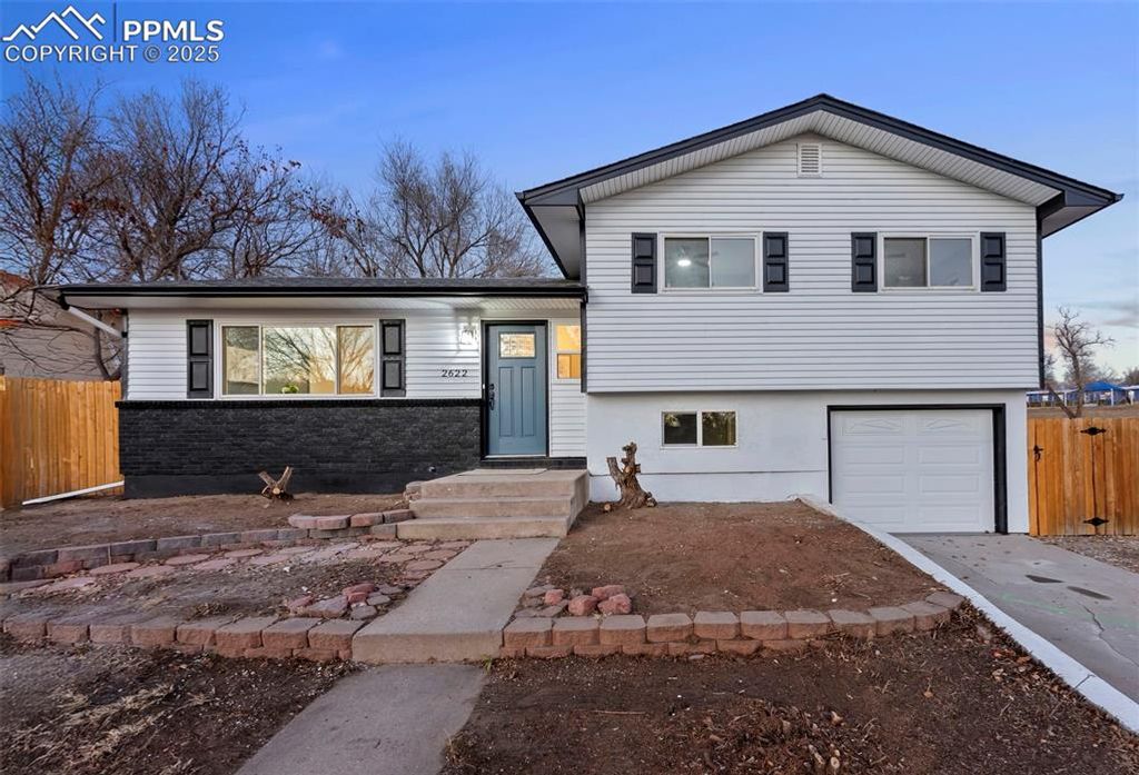2622 Gomer Avenue, Colorado Springs, CO 80910