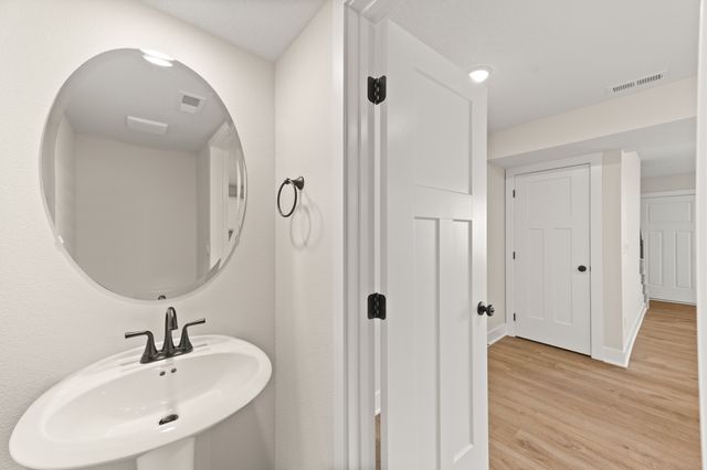 593 Hart Lane, Ankeny, IA 50021