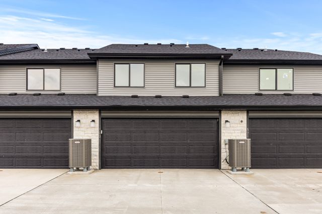 593 Hart Lane, Ankeny, IA 50021