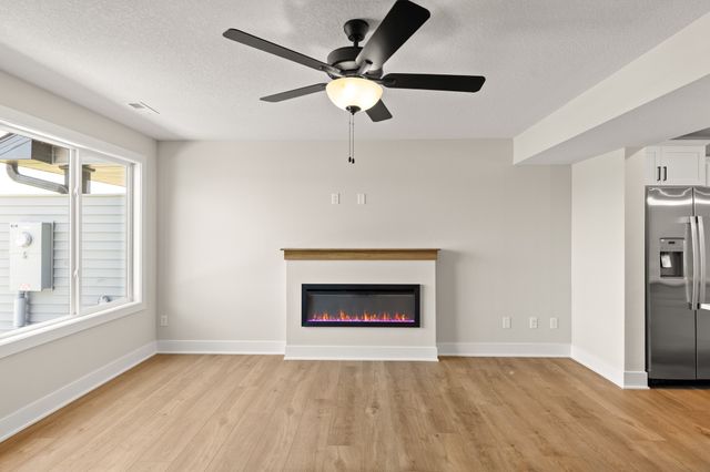 593 Hart Lane, Ankeny, IA 50021