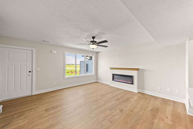593 Hart Lane, Ankeny, IA 50021