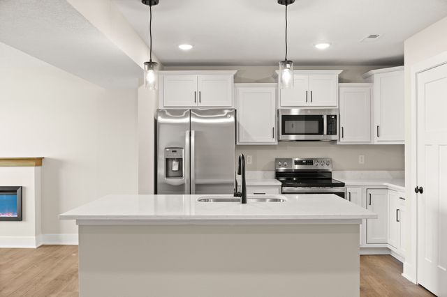 593 Hart Lane, Ankeny, IA 50021