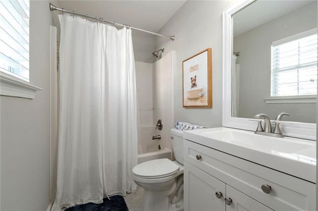 226 Fox Creek Boulevard, Woodstock, GA 30188