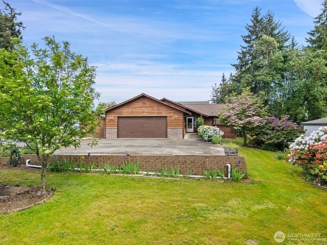 10090 Ogle Road NE, Poulsbo, WA 98370