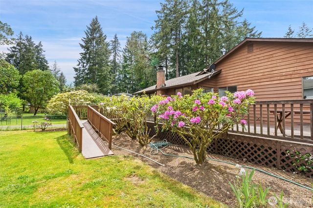 10090 Ogle Road NE, Poulsbo, WA 98370