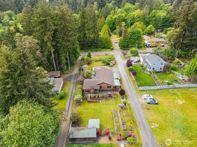 10090 Ogle Road NE, Poulsbo, WA 98370