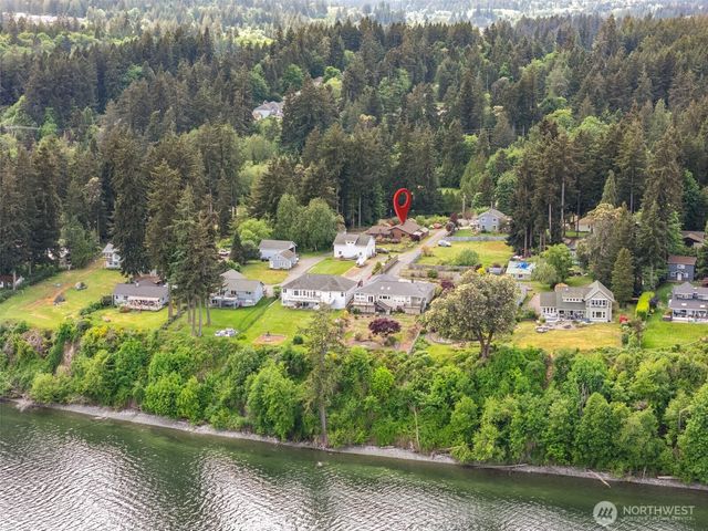 10090 Ogle Road NE, Poulsbo, WA 98370