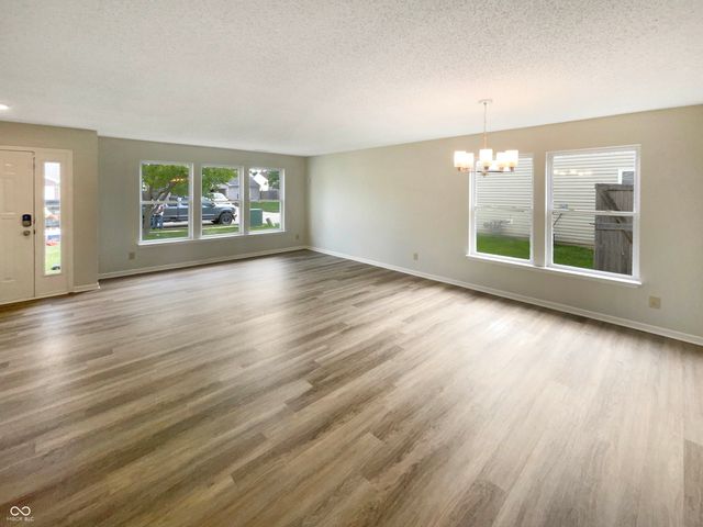 12355 Bearsdale Drive, Indianapolis, IN 46235