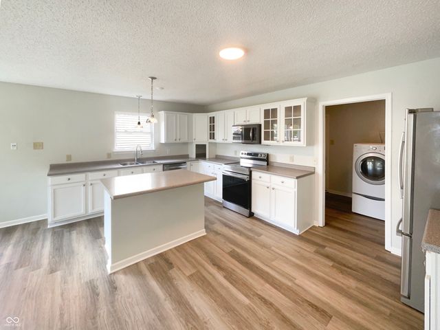 12355 Bearsdale Drive, Indianapolis, IN 46235