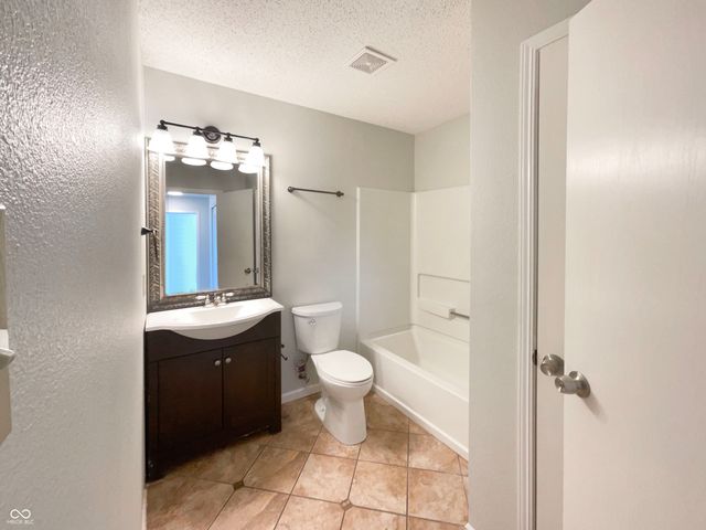 12355 Bearsdale Drive, Indianapolis, IN 46235