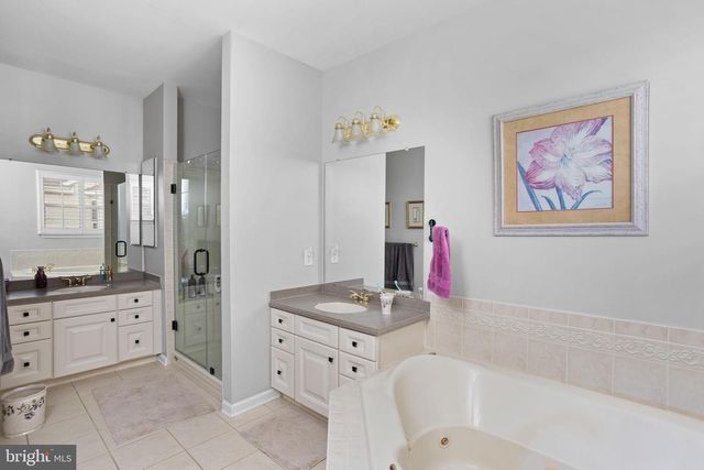 26 POWDERHORN WAY, Allentown, NJ 08501