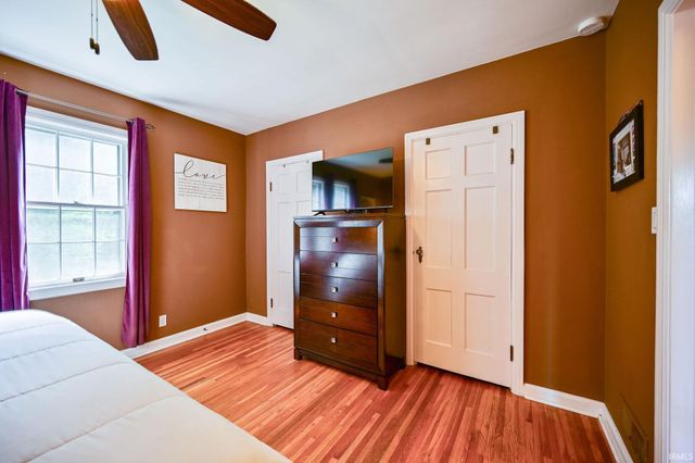 6509 Newburgh Road, Evansville, IN 47715