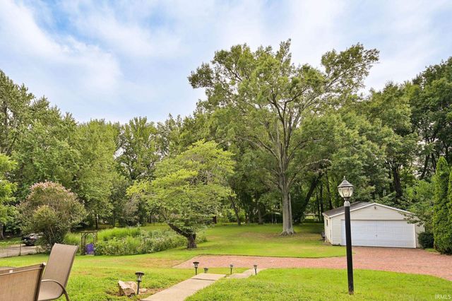 6509 Newburgh Road, Evansville, IN 47715