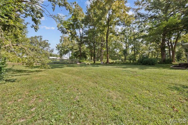 5961 Busiek Road, Farmington, MO 63640