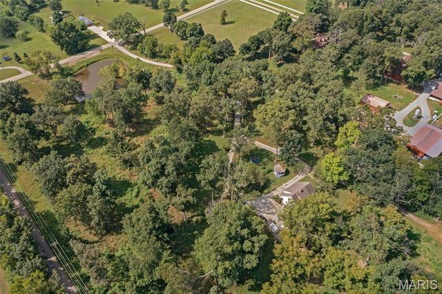 5961 Busiek Road, Farmington, MO 63640
