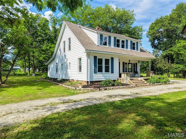 5961 Busiek Road, Farmington, MO 63640
