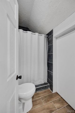5961 Busiek Road, Farmington, MO 63640