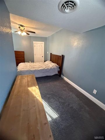 5961 Busiek Road, Farmington, MO 63640