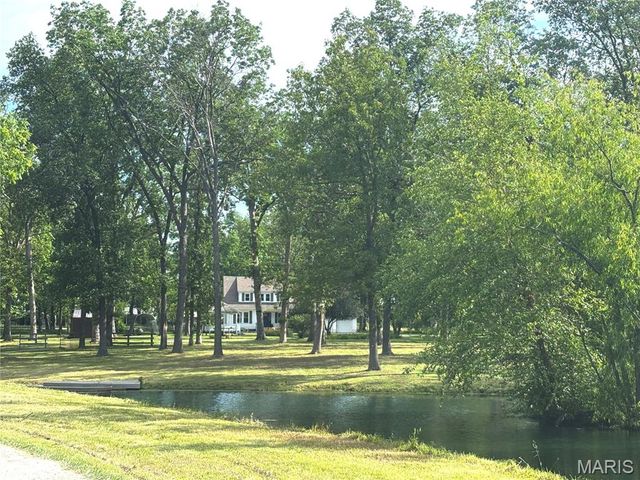 5961 Busiek Road, Farmington, MO 63640