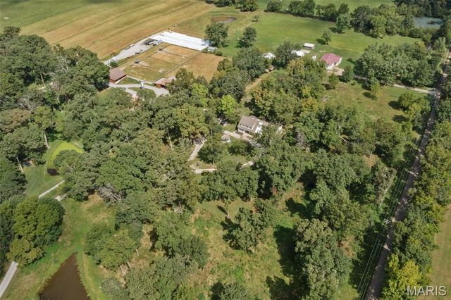 5961 Busiek Road, Farmington, MO 63640