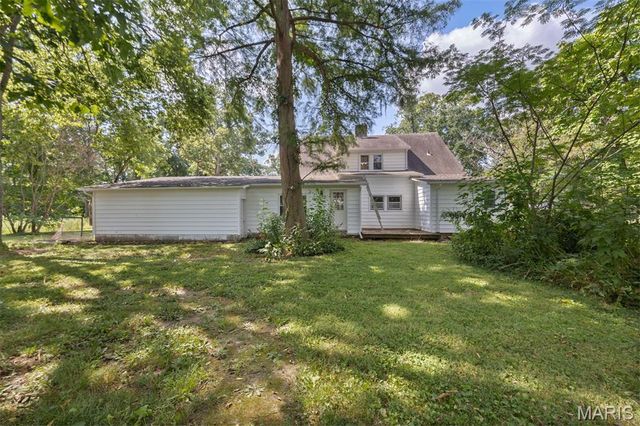 5961 Busiek Road, Farmington, MO 63640