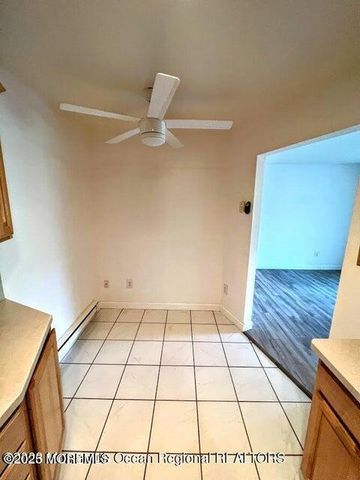 55 Amberly Drive K, Manalapan, NJ 07726