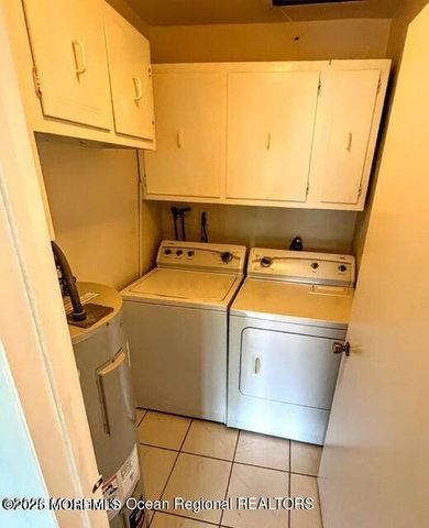 55 Amberly Drive K, Manalapan, NJ 07726