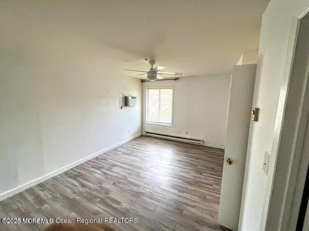 55 Amberly Drive K, Manalapan, NJ 07726