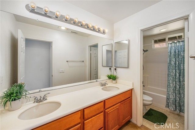 6858 Bacon Lane, Highland, CA 92346