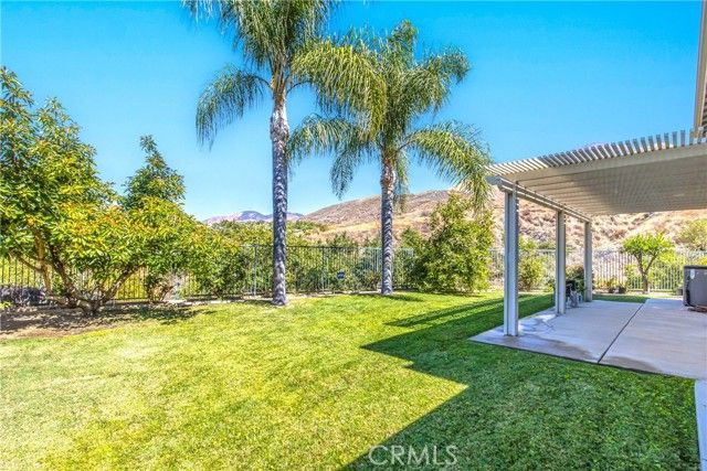 6858 Bacon Lane, Highland, CA 92346