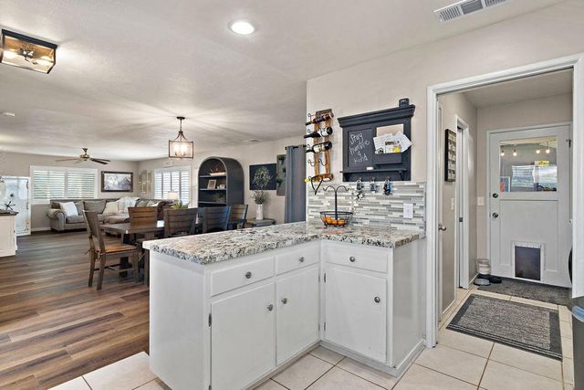 1320 Walnut, Oakdale, CA 95361