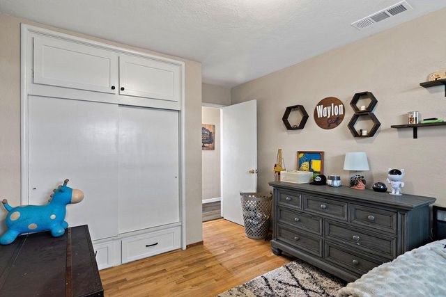 1320 Walnut, Oakdale, CA 95361