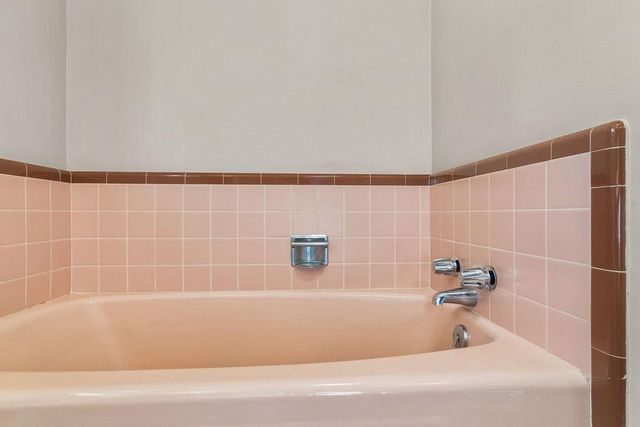 1320 Walnut, Oakdale, CA 95361