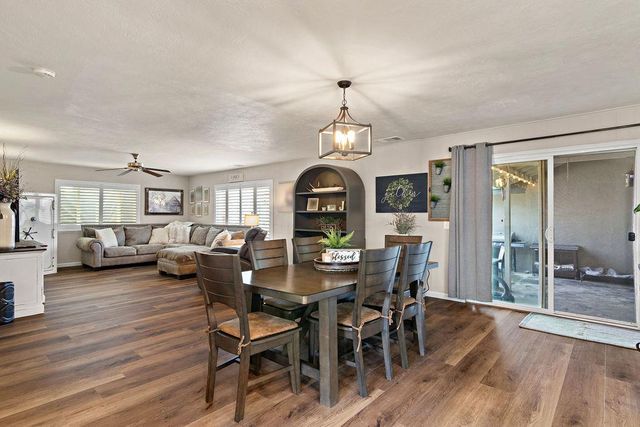 1320 Walnut, Oakdale, CA 95361