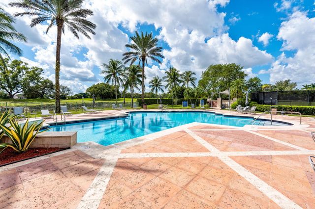 11770 Saint Andrews Place 307, Wellington, FL 33414
