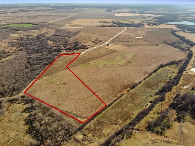 454 Private Road 454, Grandview, TX 76050