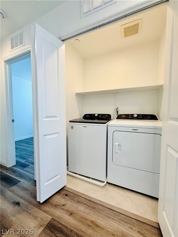 398 Moonlight Opera Court, Henderson, NV 89011