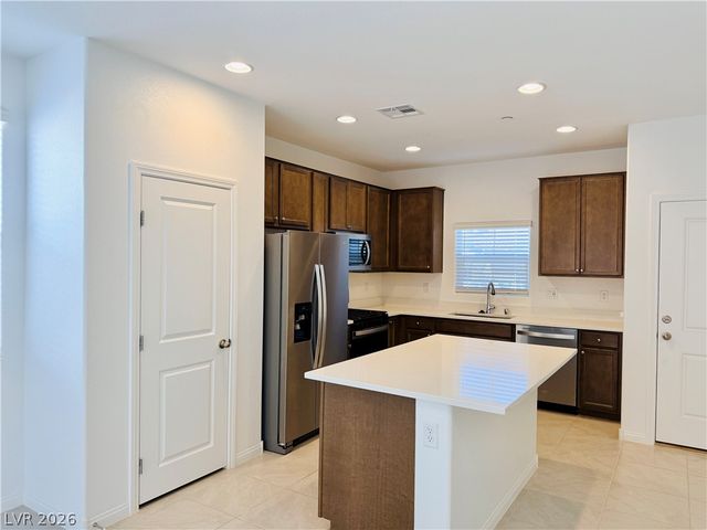 398 Moonlight Opera Court, Henderson, NV 89011