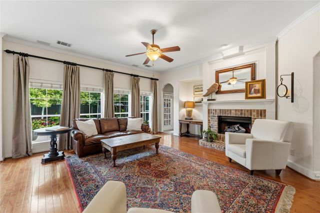 6909 Silver Oak Court, Mckinney, TX 75072