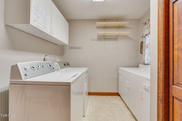 3307 Victoria Court, Johnson City, TN 37604