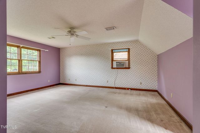 3307 Victoria Court, Johnson City, TN 37604
