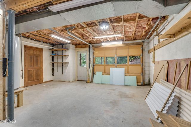 3307 Victoria Court, Johnson City, TN 37604