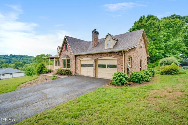 3307 Victoria Court, Johnson City, TN 37604