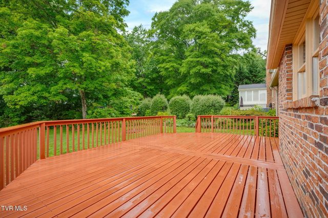 3307 Victoria Court, Johnson City, TN 37604
