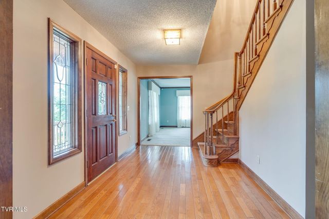3307 Victoria Court, Johnson City, TN 37604