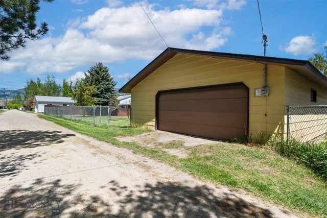 2105 Lincoln Street, Anaconda, MT 59711